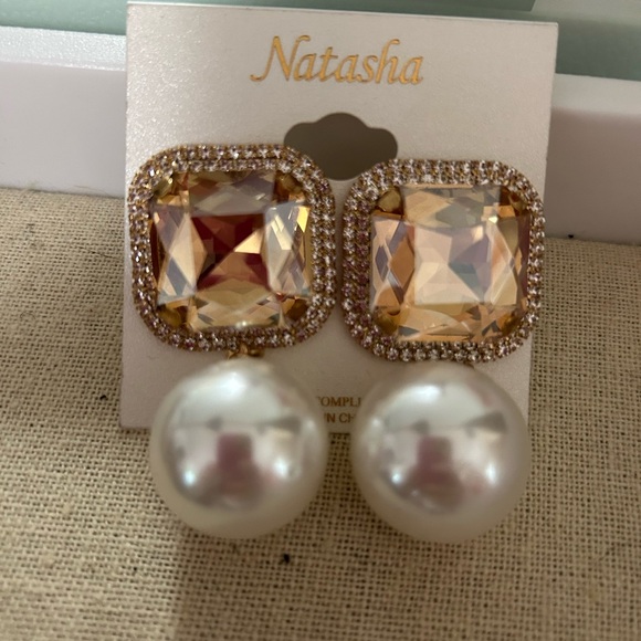 Natasha Couture Jewelry - Natasha Couture Gold and Cream Earrings